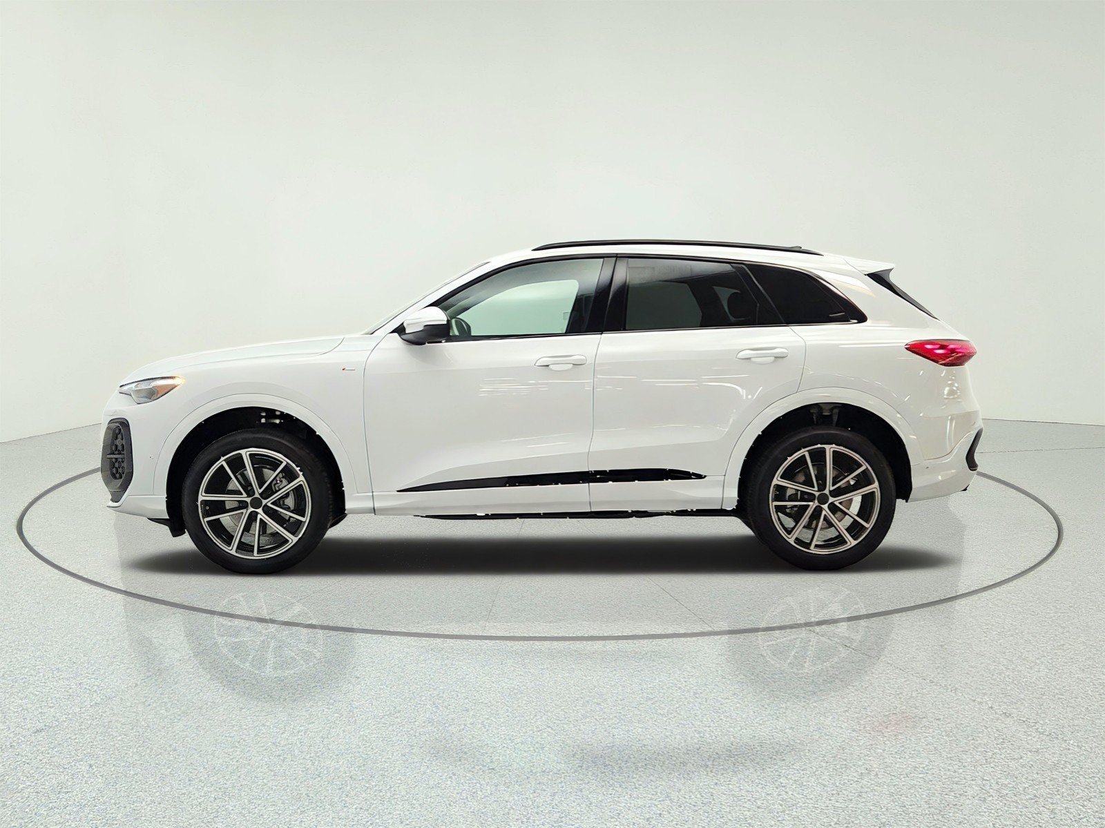New 2026 Audi Q5 Premium Plus AWD/4WD image 8