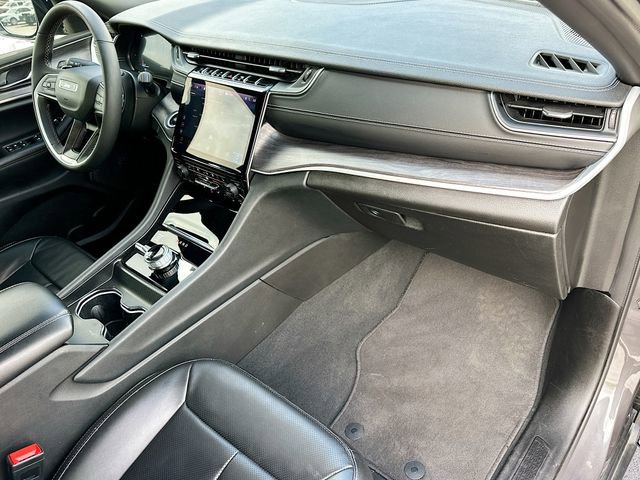 Used 2024 Jeep Grand Cherokee L Limited w/ Luxury Tech Group II image 31