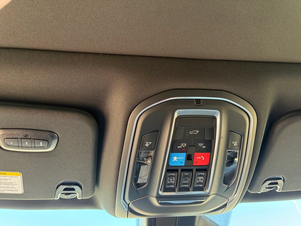 New 2026 Jeep Grand Wagoneer L Limited AWD/4WD image 25