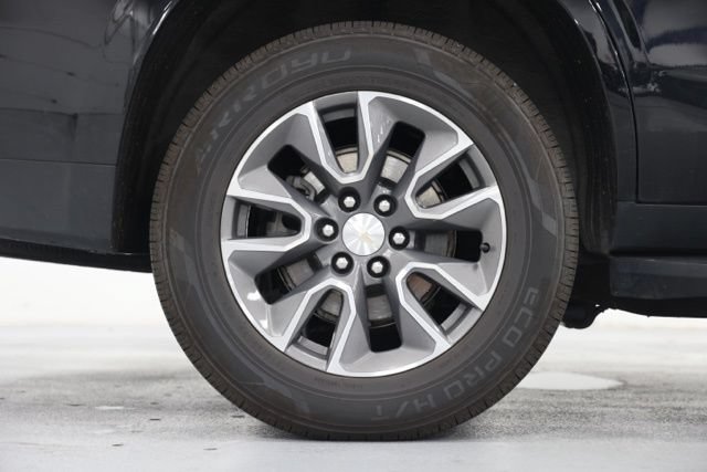 Used 2023 Chevrolet Tahoe LT w/ Luxury Package AWD/4WD image 15