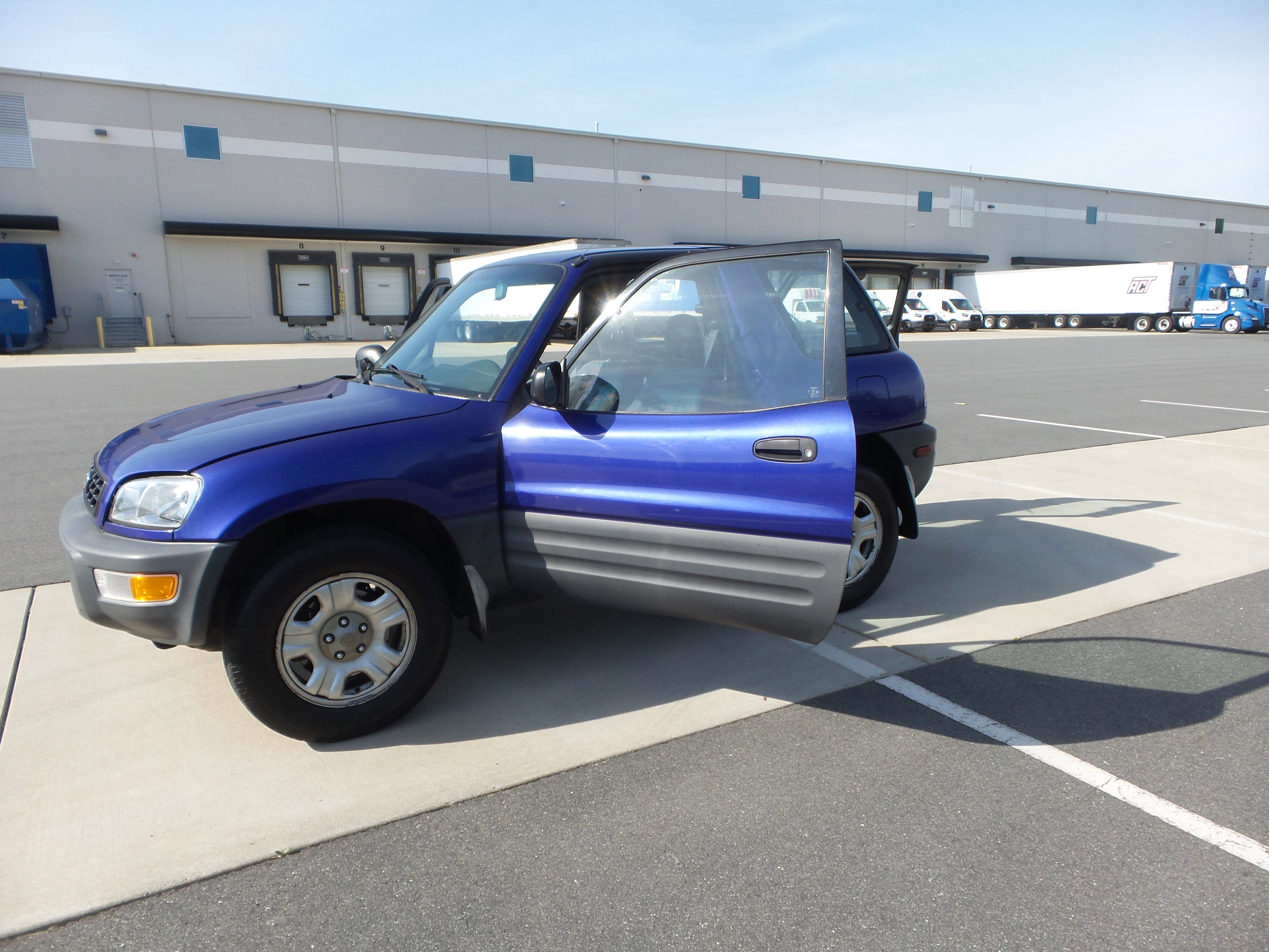 Used 1998 Toyota RAV4 2WD 2-Door image 39
