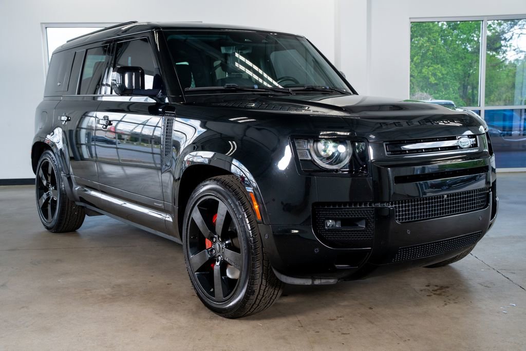 Used 2023 Land Rover Defender 110 X image 4