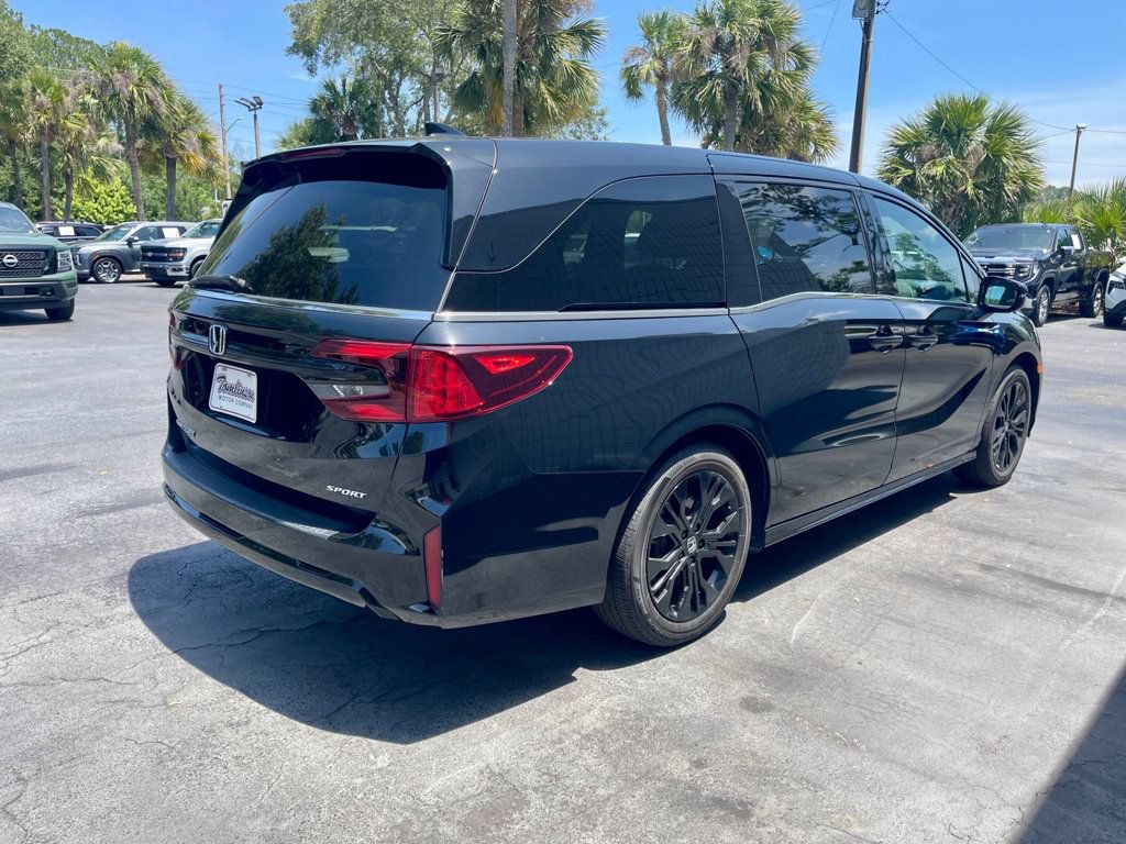 Used 2025 Honda Odyssey Sport-L image 6