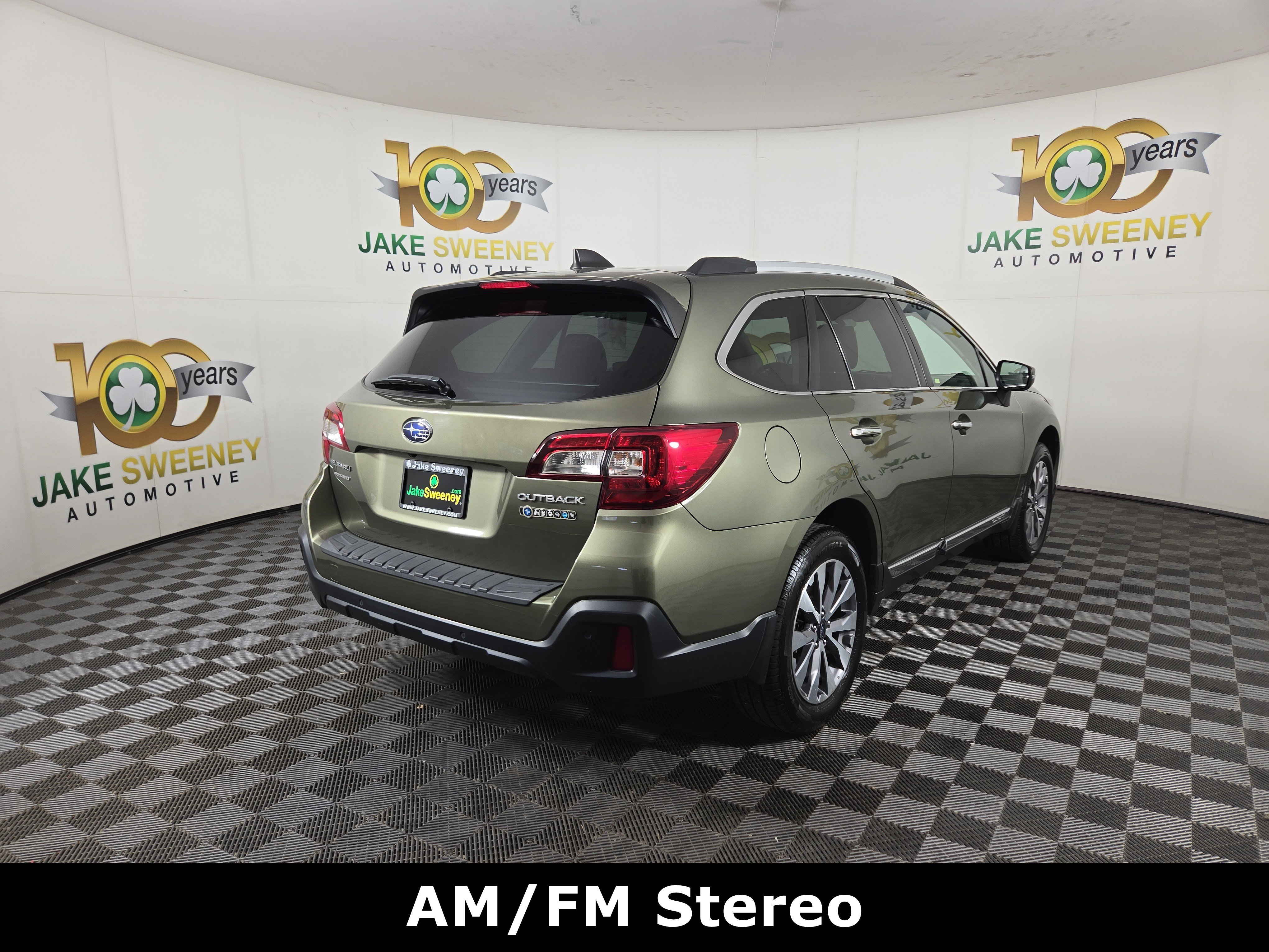 Used 2018 Subaru Outback 2.5i Touring w/ Popular Package #3 AWD/4WD image 9