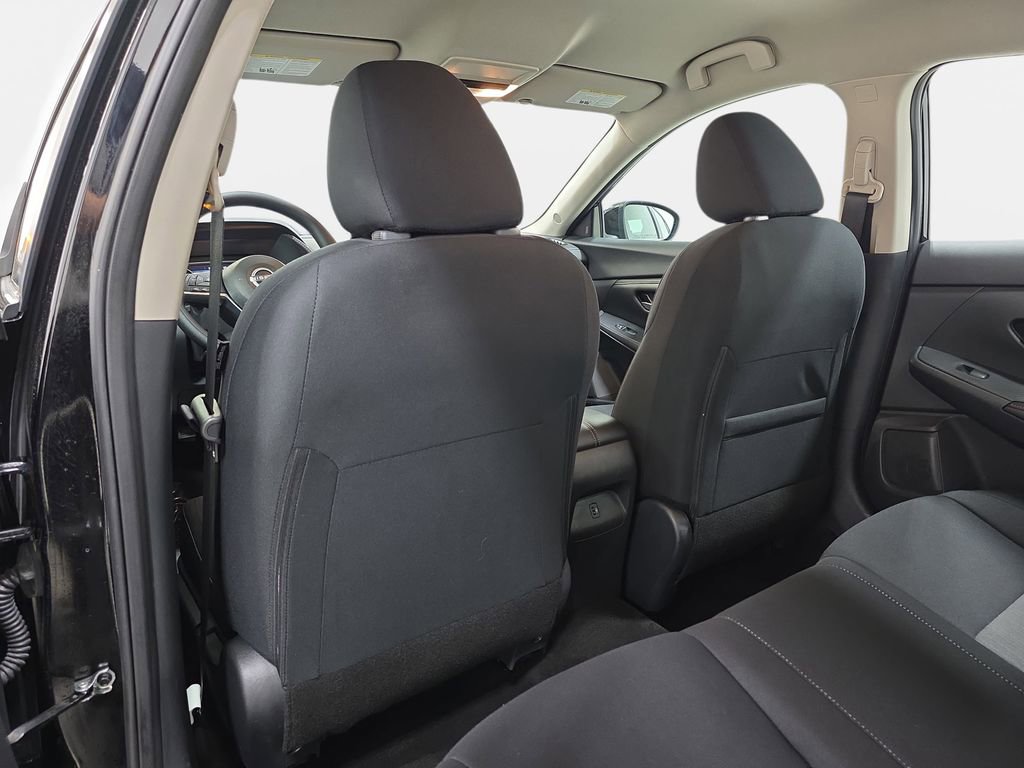 Used 2024 Nissan Sentra SV image 12