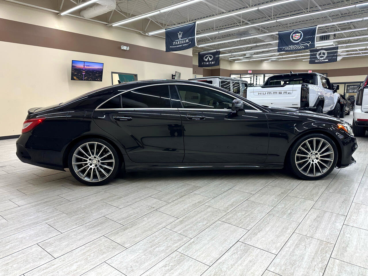 Used 2015 Mercedes-Benz CLS 400 w/ Premium 2 Package image 6
