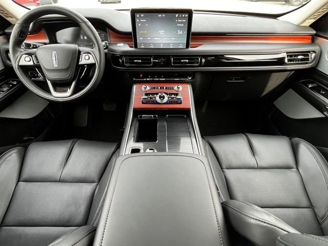 New 2024 Lincoln Aviator Reserve w/ Equipment Group 201A image 9