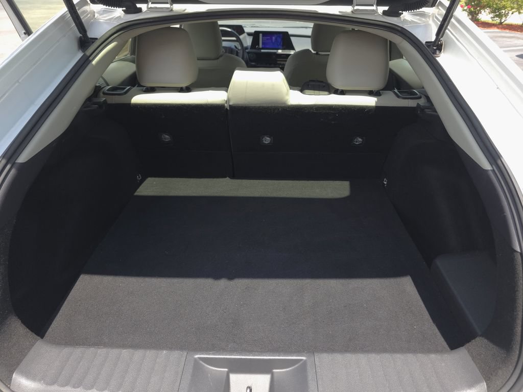 Used 2024 Toyota Prius XLE FWD image 20