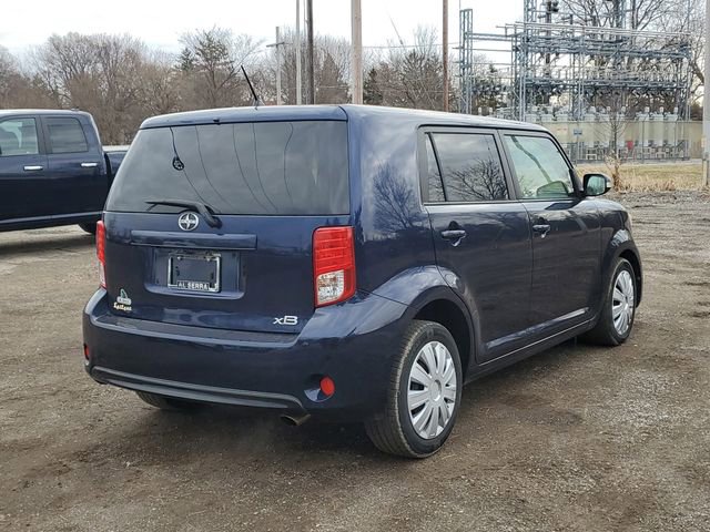 Used 2015 Scion xB image 4