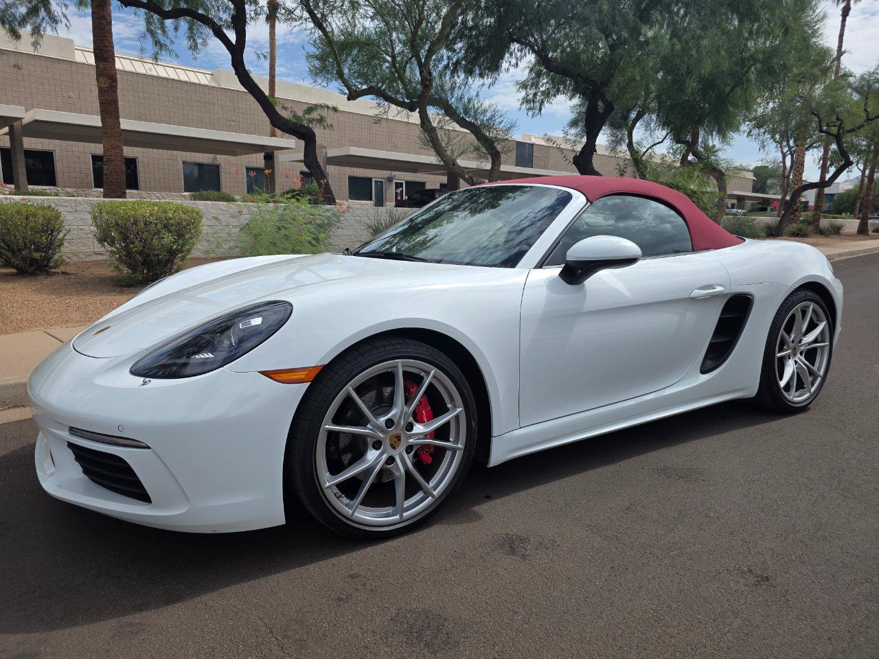 Used 2019 Porsche 718 Boxster S RWD image 4