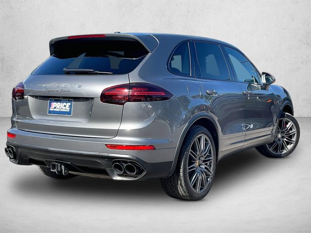 Used 2016 Porsche Cayenne Turbo AWD/4WD image 2