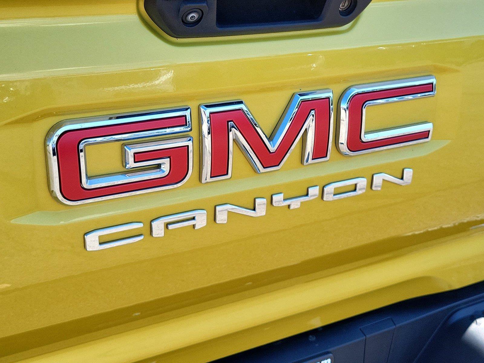 Used 2023 GMC Canyon AT4 AWD/4WD image 6