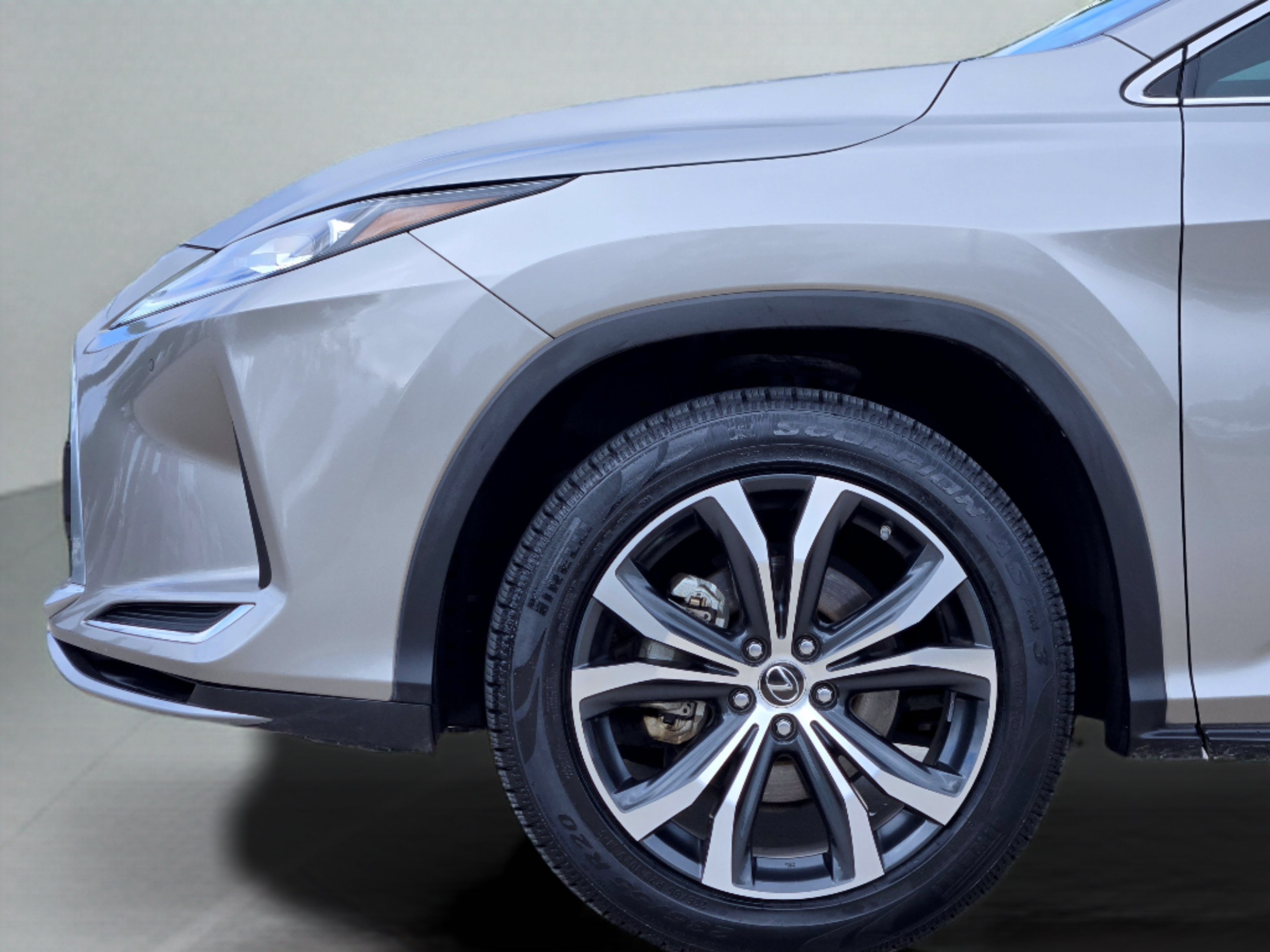 Used 2022 Lexus RX 450h AWD w/ Premium Package image 37