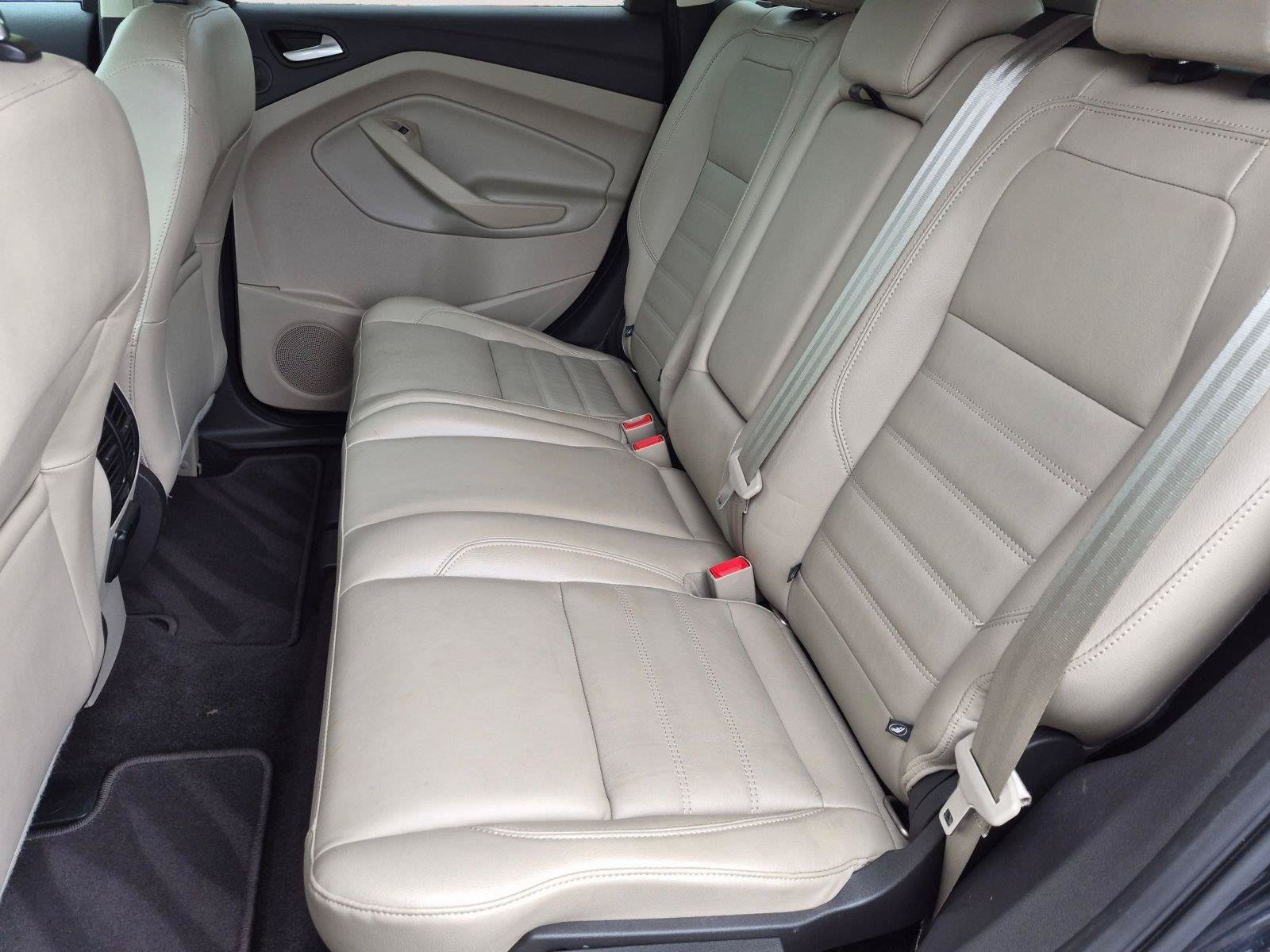 Used 2017 Ford Escape Titanium w/ Equipment Group 301A AWD/4WD image 14