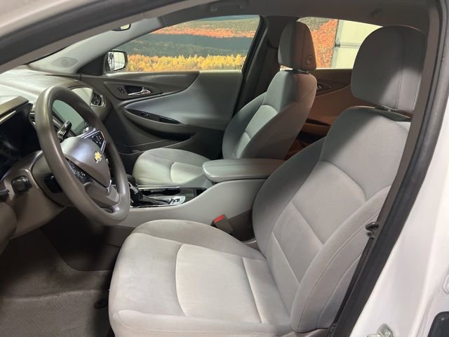 Used 2024 Chevrolet Malibu LT image 18