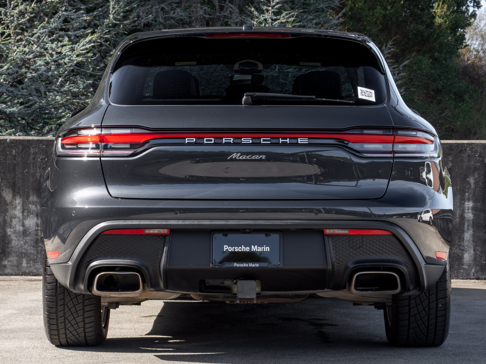 Certified 2023 Porsche Macan AWD/4WD image 10