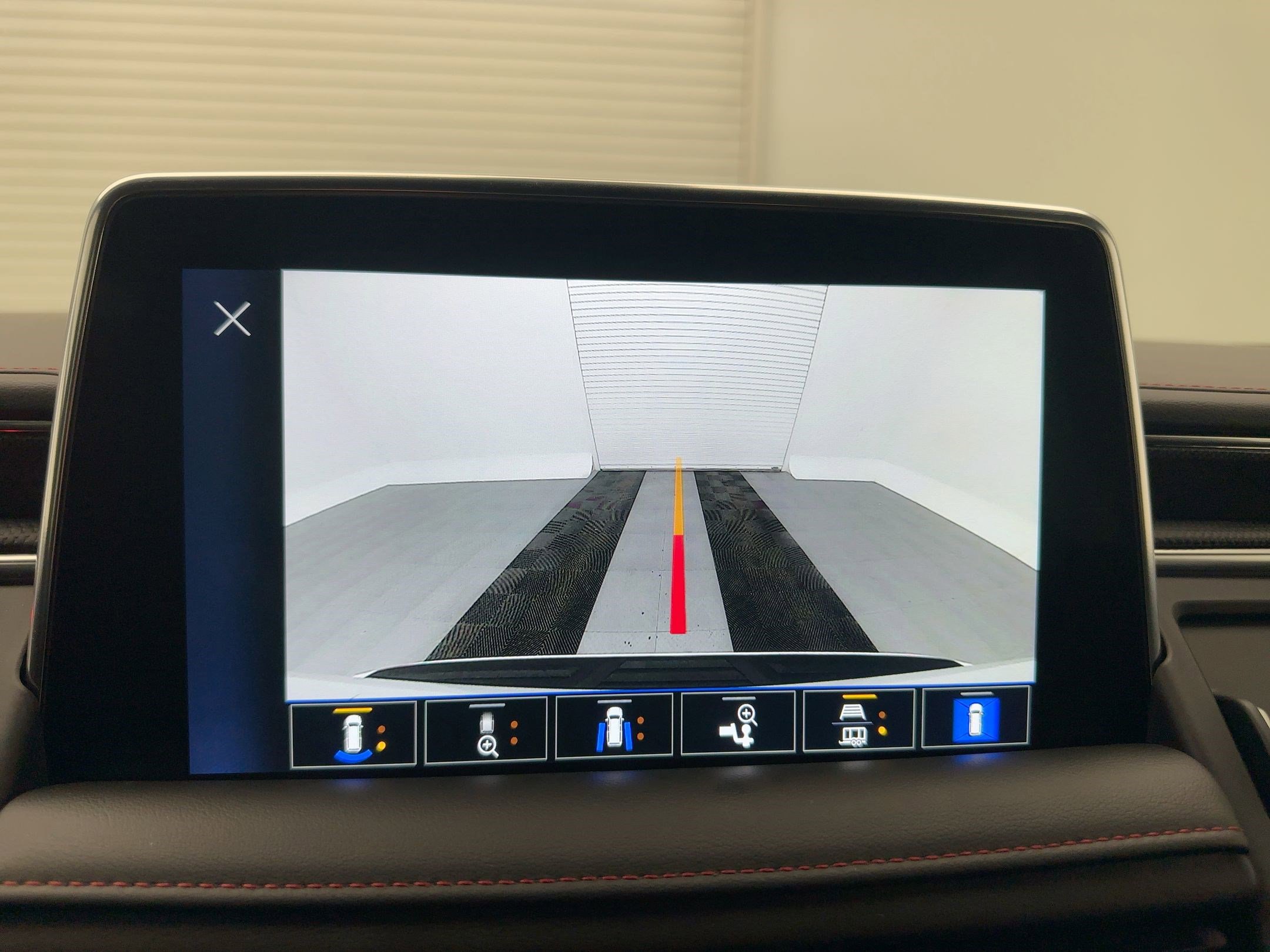 Used 2022 Chevrolet Tahoe RST w/ Luxury Package image 24