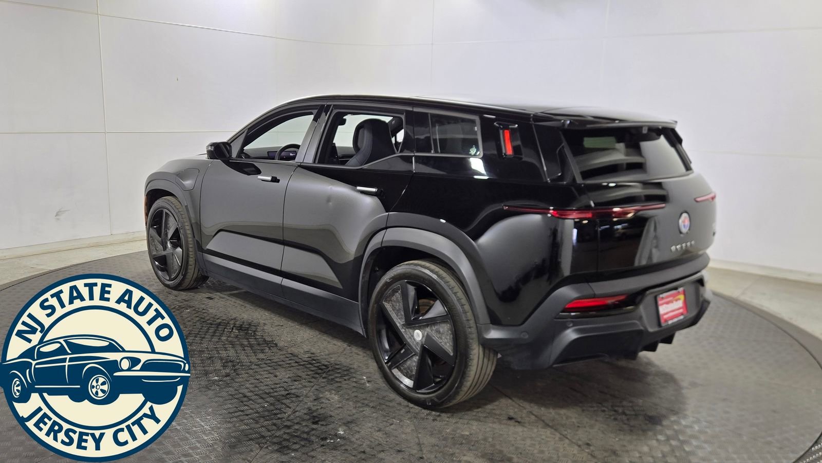 Used 2023 Fisker Ocean One image 5