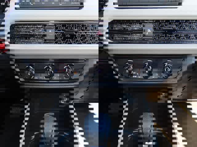 Certified 2023 Honda HR-V LX image 19