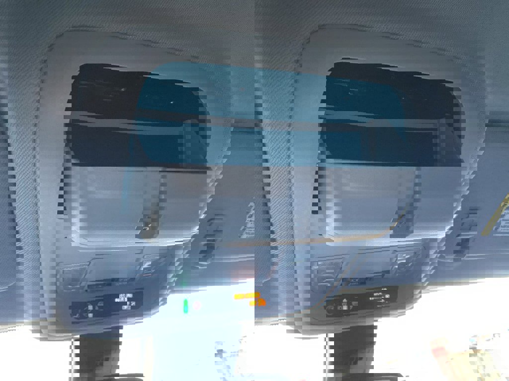 Used 2022 GMC Terrain SLE w/ Elevation Edition image 37