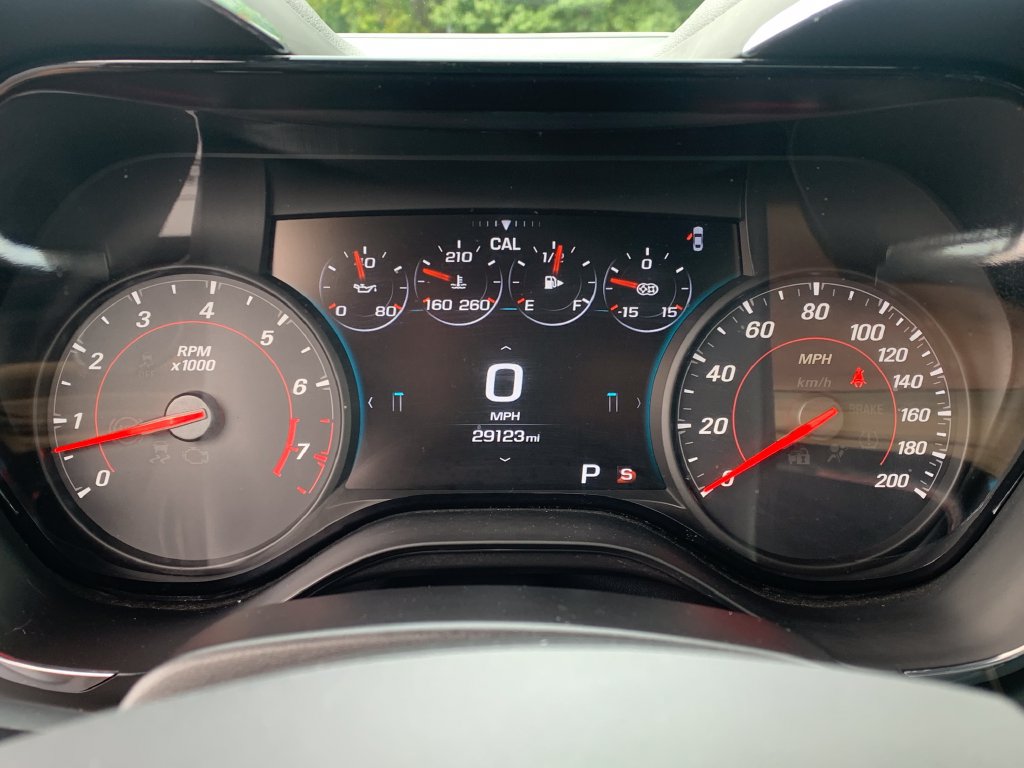 Used 2018 Chevrolet Camaro ZL1 RWD image 15