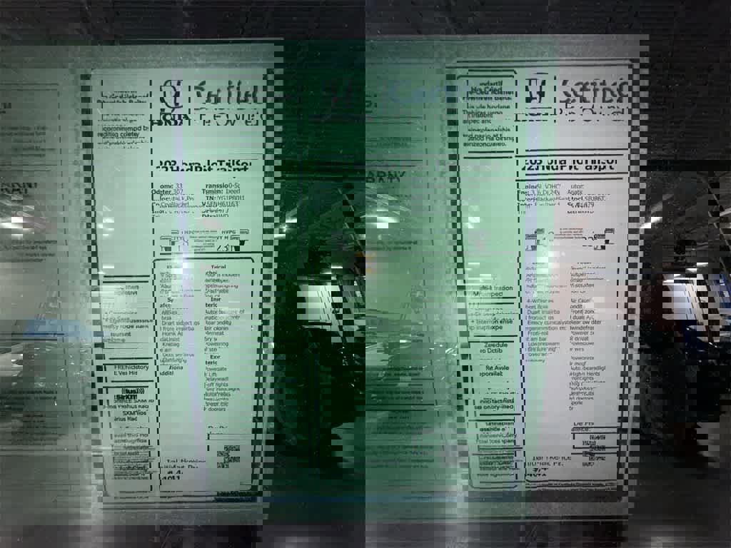 Used 2023 Honda Pilot TrailSport image 13