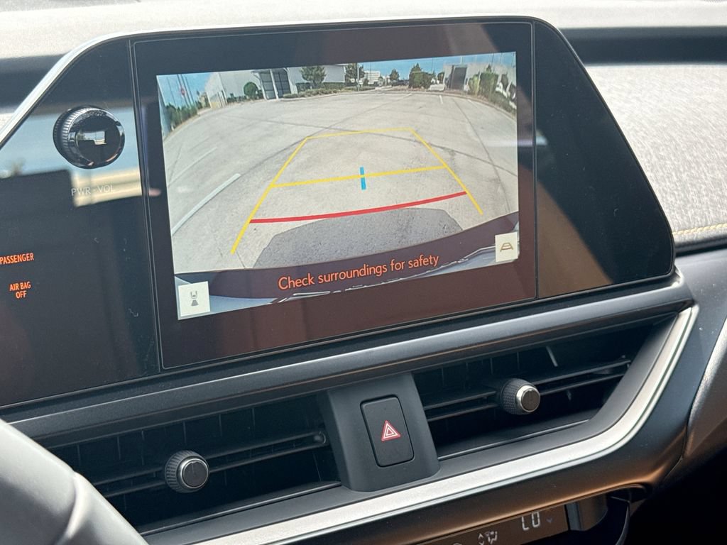 New 2026 Lexus UX 300h FWD image 24