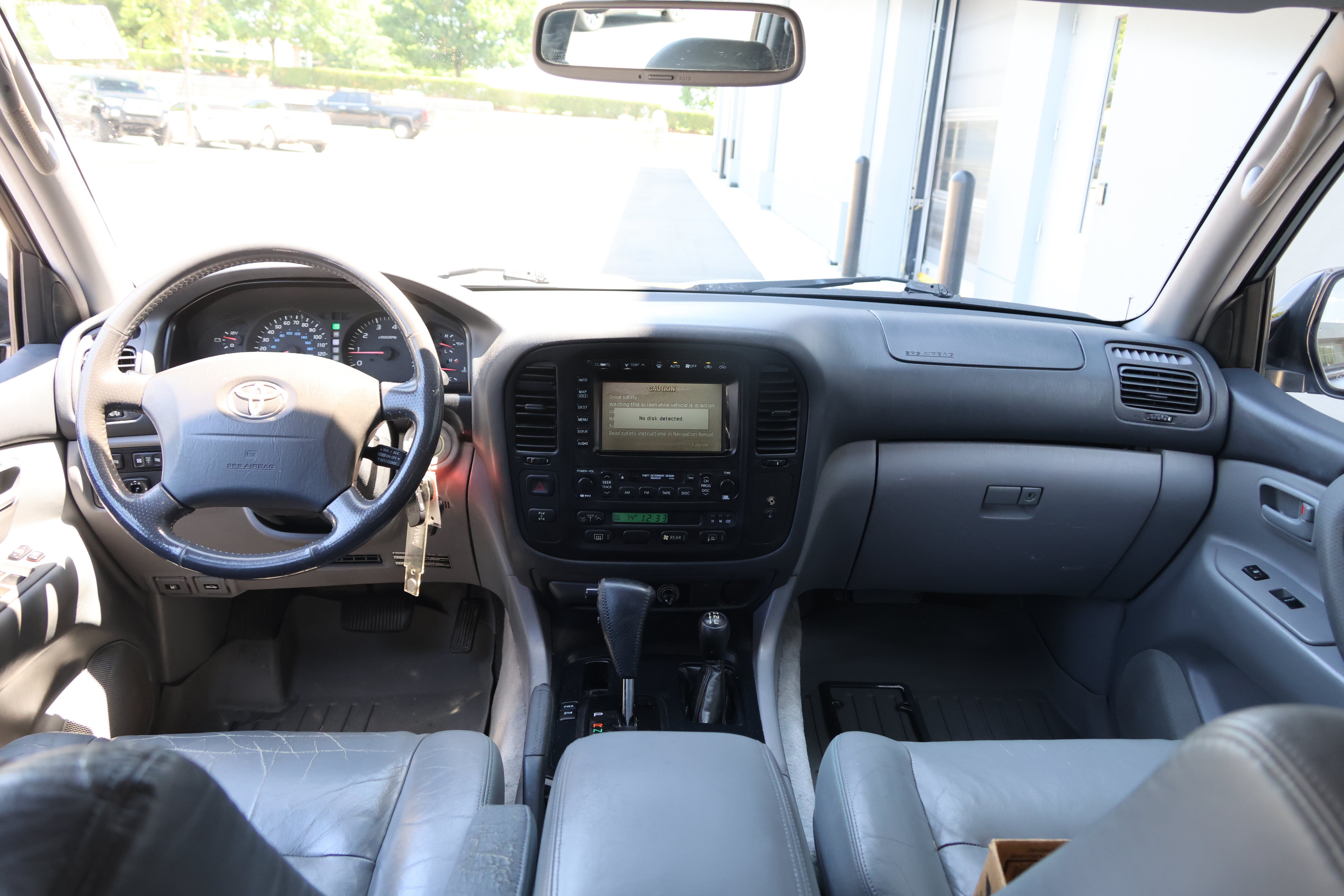 Used 2001 Toyota Land Cruiser AWD/4WD image 16