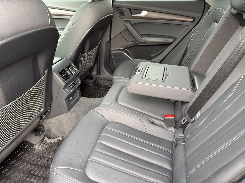 Used 2022 Audi Q5 2.0T Premium Plus w/ Premium Plus Package image 10