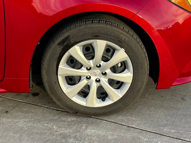 Used 2024 Toyota Corolla LE image 7