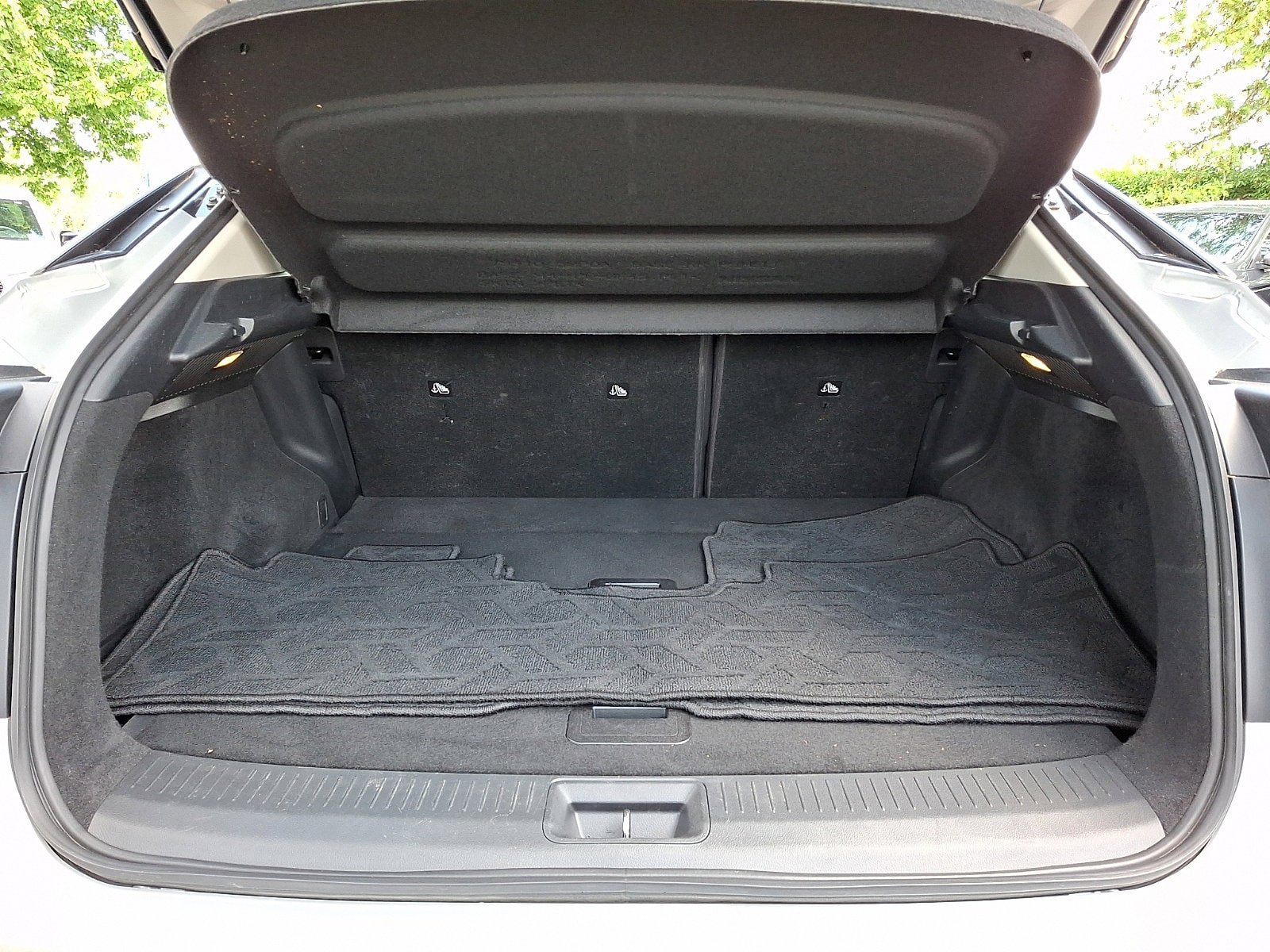 Certified 2023 Nissan Ariya FWD image 32