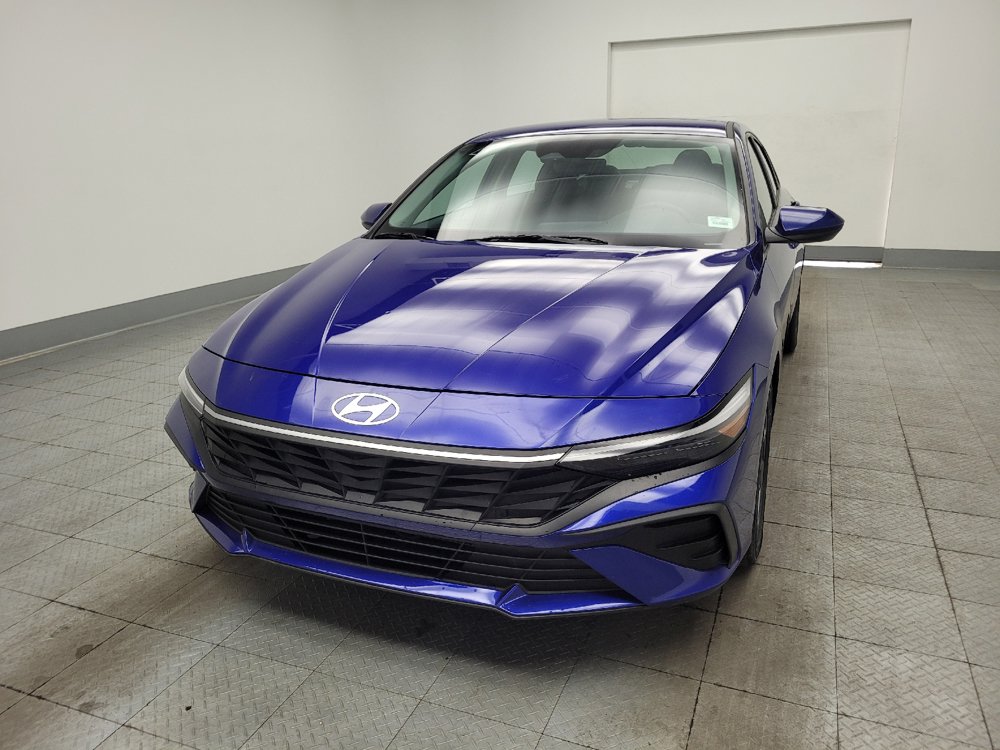 Used 2024 Hyundai Elantra Blue FWD image 15