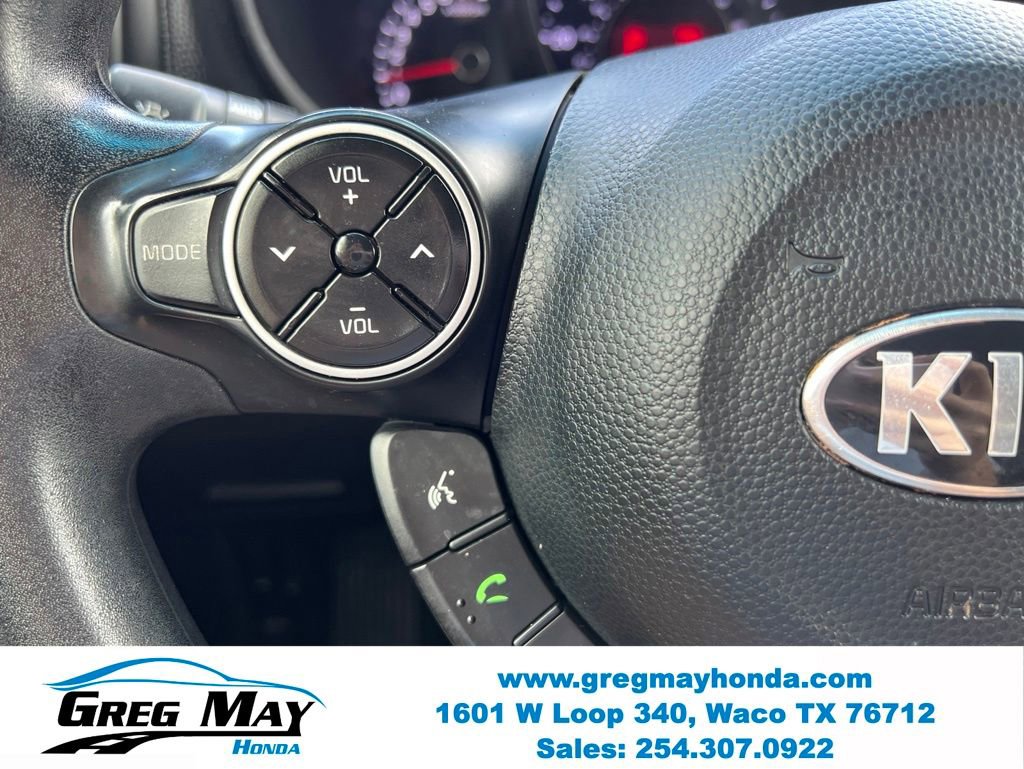 Used 2017 Kia Soul + FWD image 22