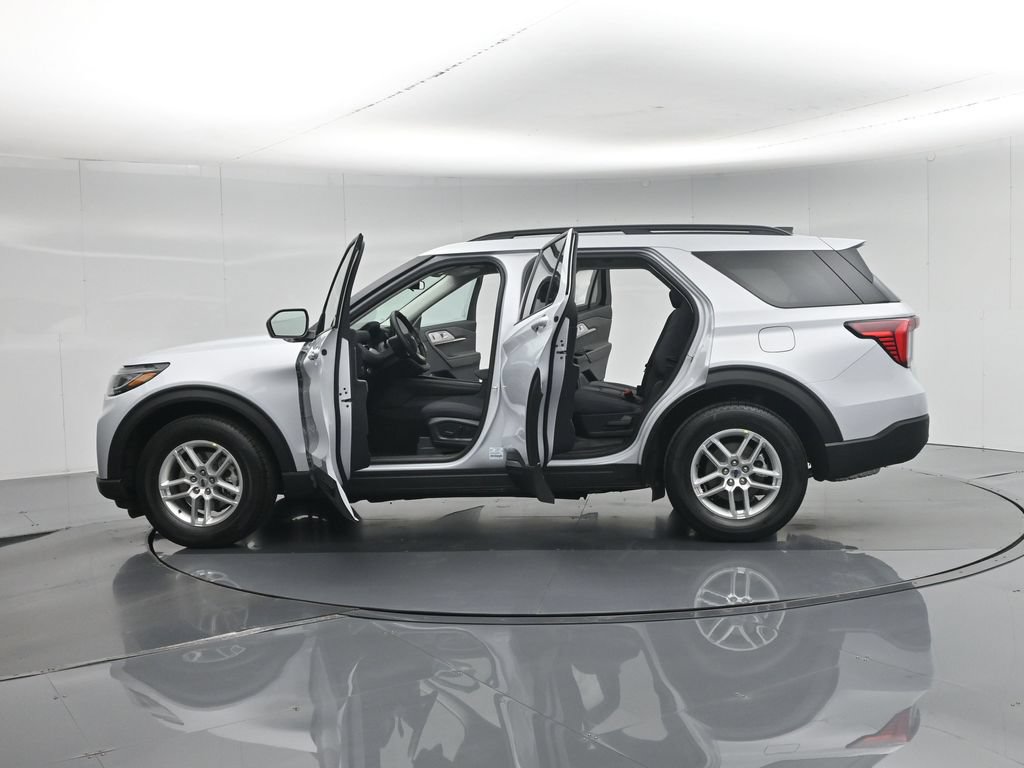 New 2026 Ford Explorer Active RWD image 36