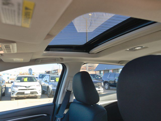 Used 2020 Honda Fit EX image 16