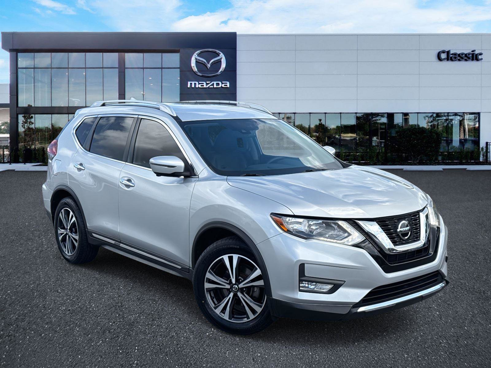 Used 2018 Nissan Rogue SL