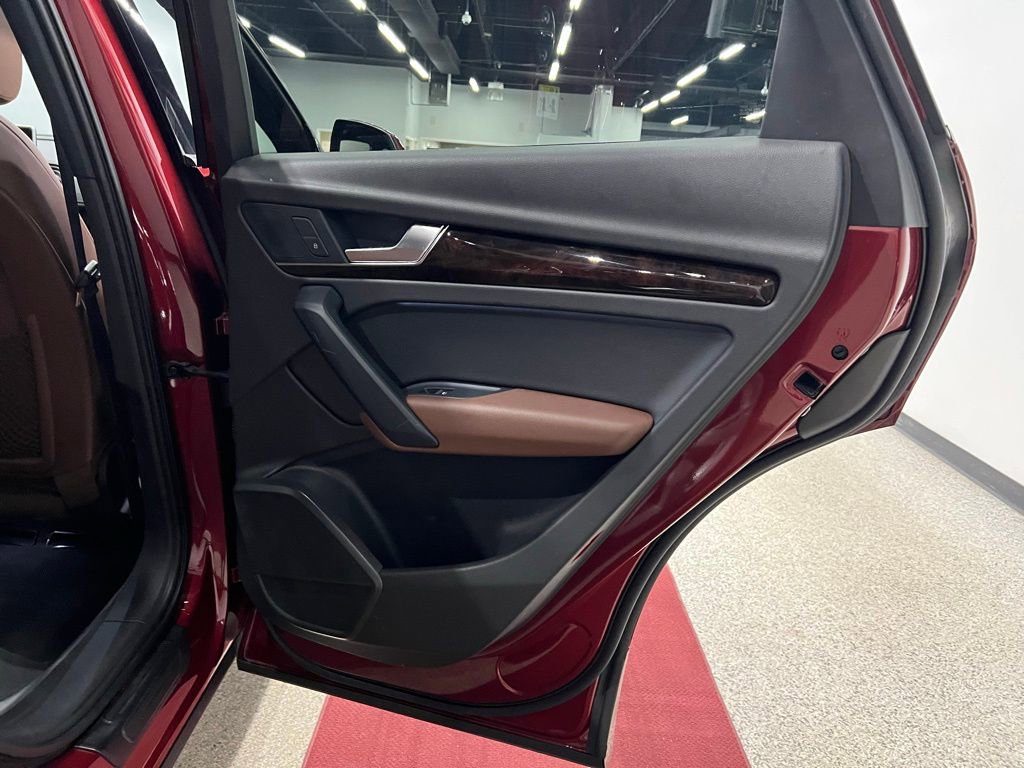 Used 2018 Audi Q5 2.0T Premium image 21