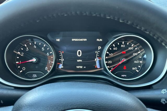 Used 2019 Jeep Compass Altitude image 21