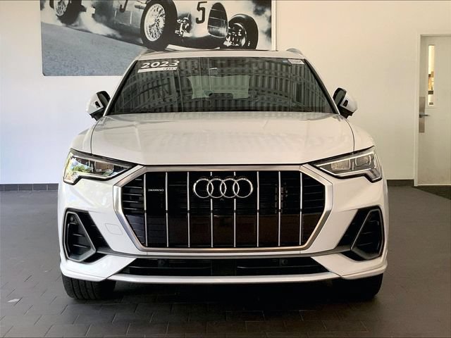 Used 2023 Audi Q3 2.0T Premium Plus w/ Premium Plus Package AWD/4WD image 8
