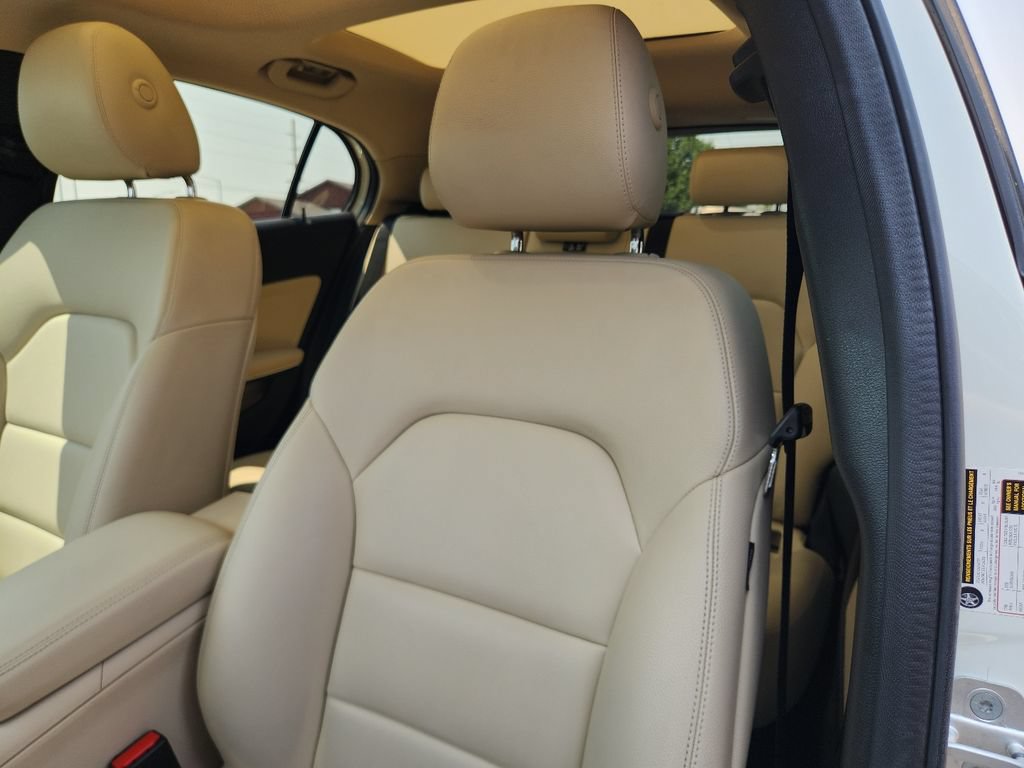 Used 2018 Mercedes-Benz GLA 250 4MATIC image 12