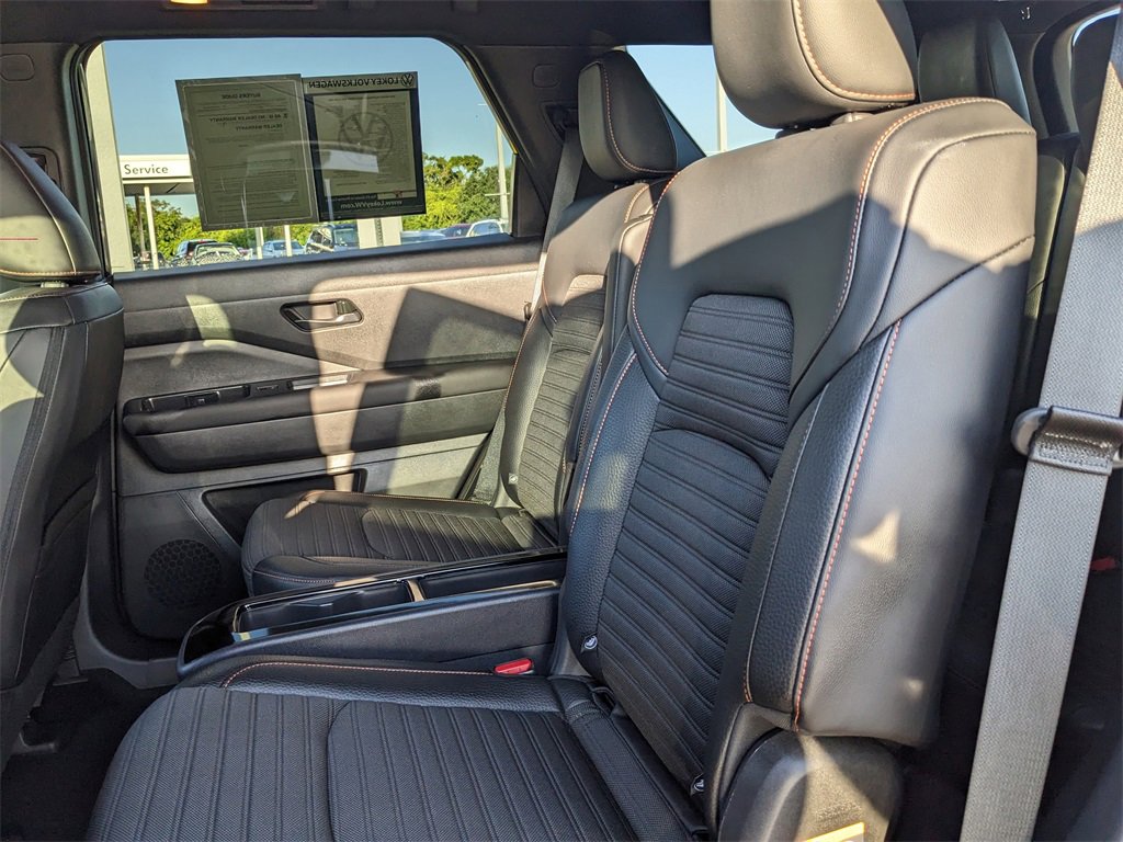 Used 2024 Nissan Pathfinder Rock Creek image 16