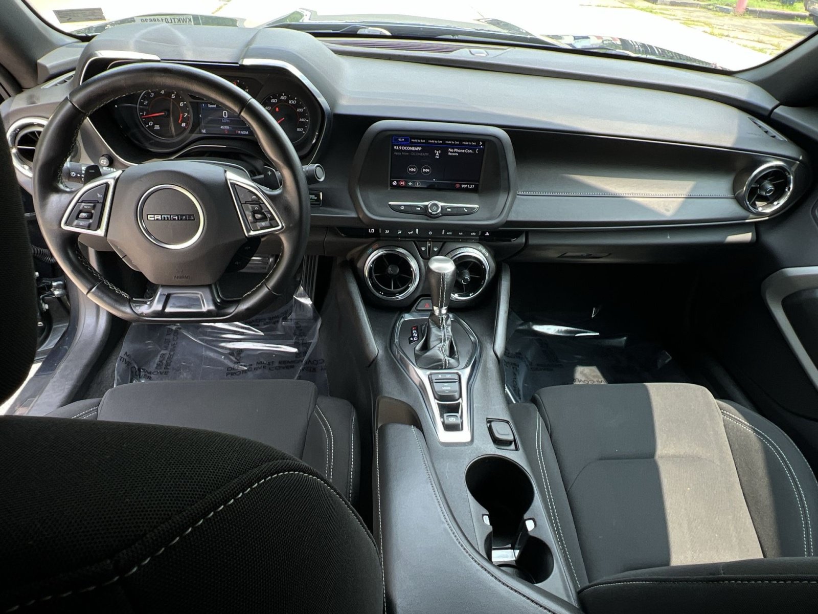 Used 2020 Chevrolet Camaro LS RWD image 31