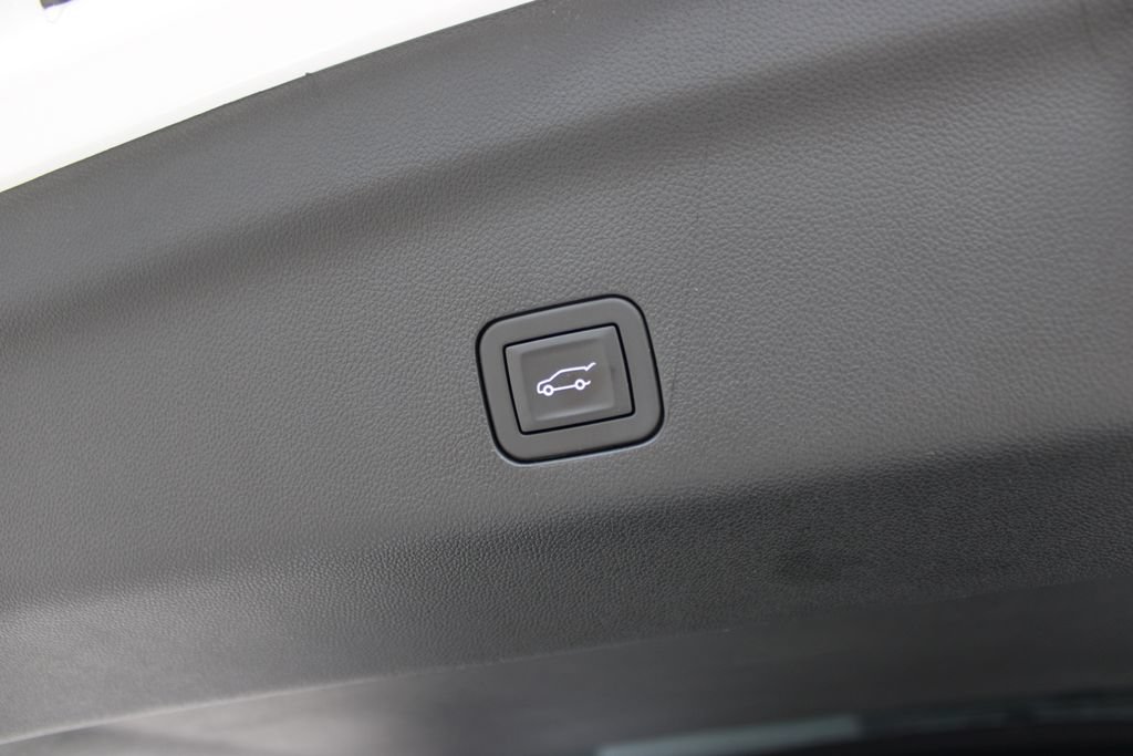 Certified 2025 Chevrolet Tahoe Premier AWD/4WD image 43