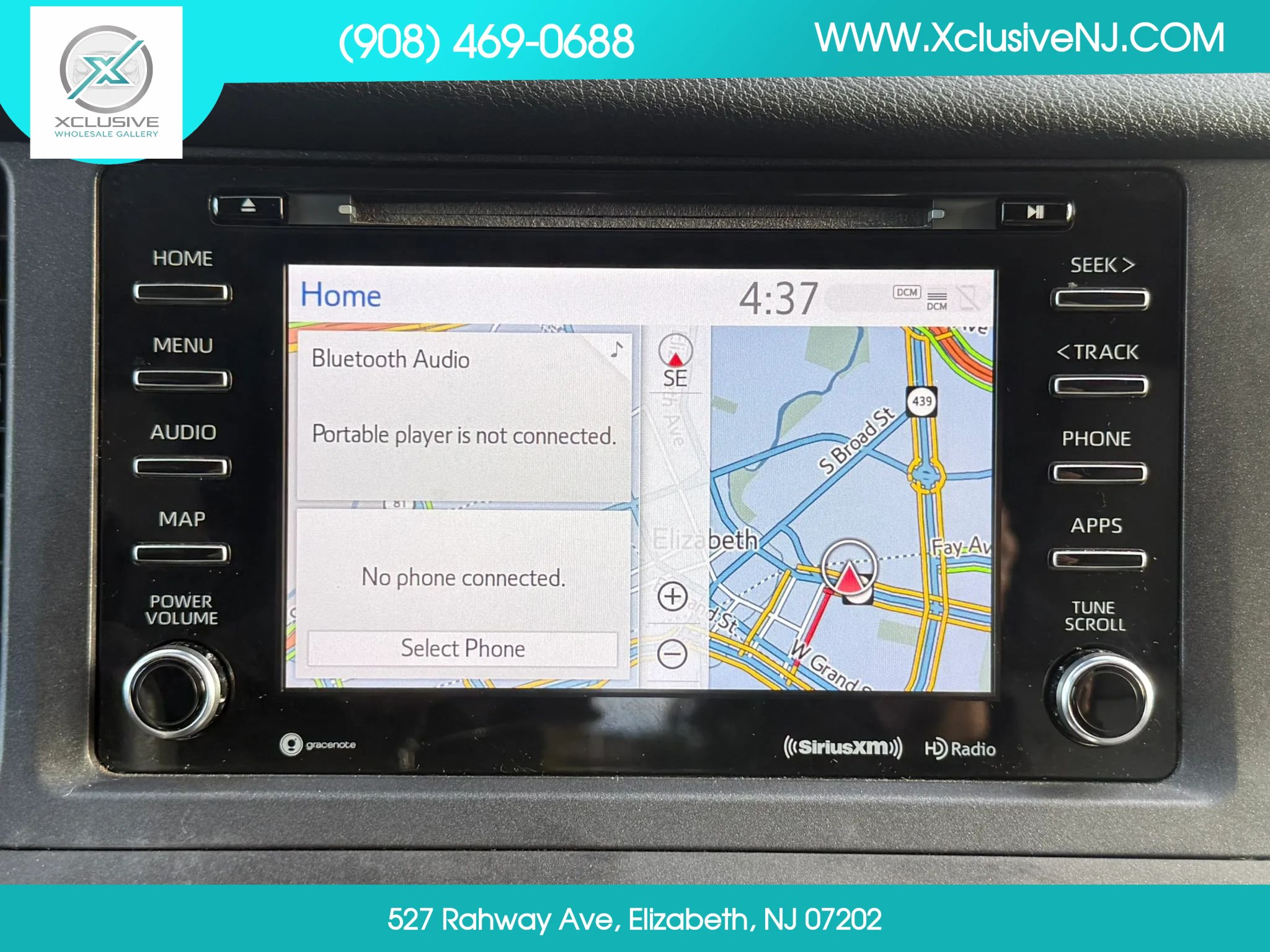 Used 2019 Toyota Sienna XLE Premium w/ Carpet Mat Package FWD image 14