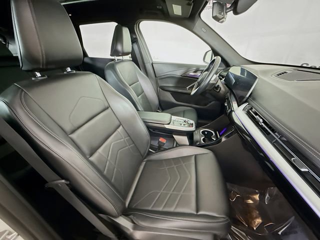 Used 2026 BMW X1 xDrive28i AWD/4WD image 27