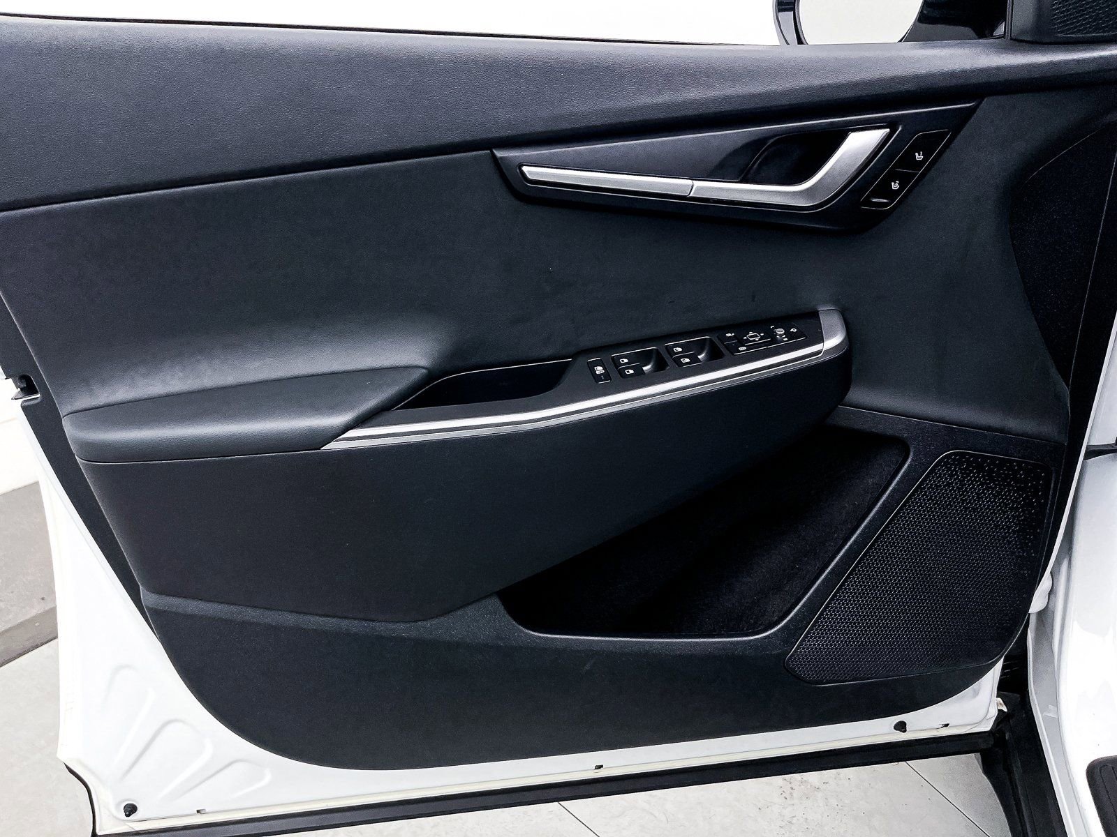 Certified 2023 Kia EV6 Light image 16