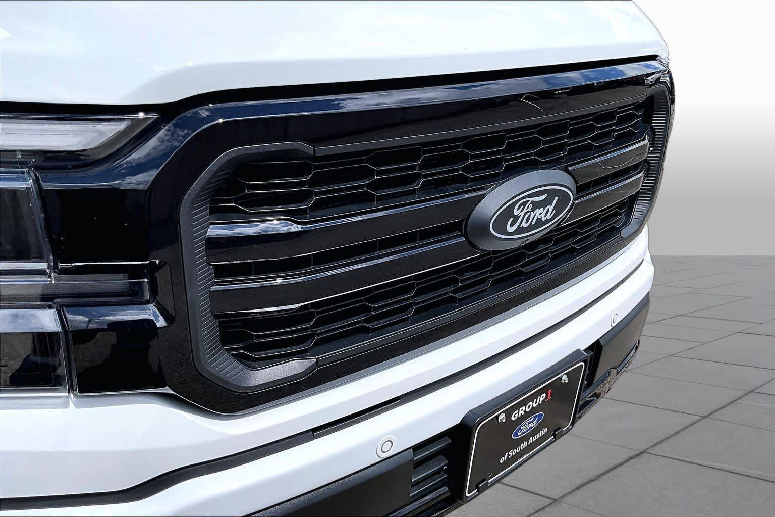 Used 2025 Ford F150 Lariat w/ Equipment Group 501A Mid AWD/4WD image 32