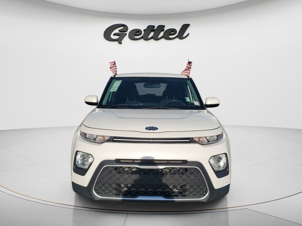 Used 2021 Kia Soul LX image 2