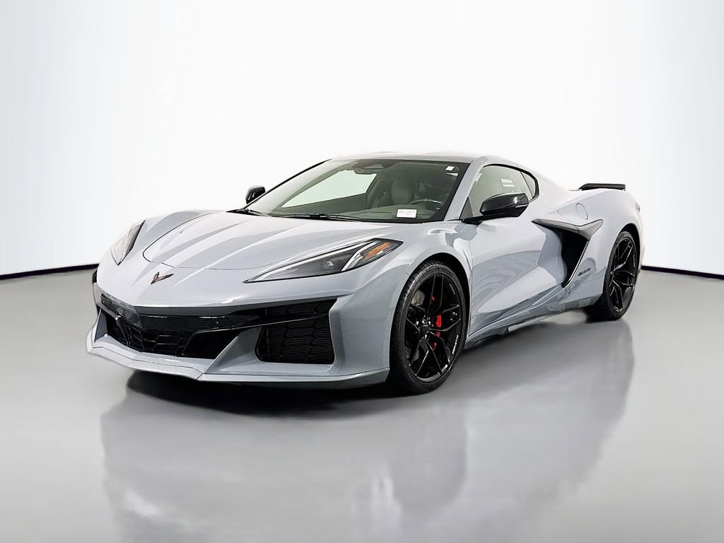 Used 2025 Chevrolet Corvette Z06 image 3