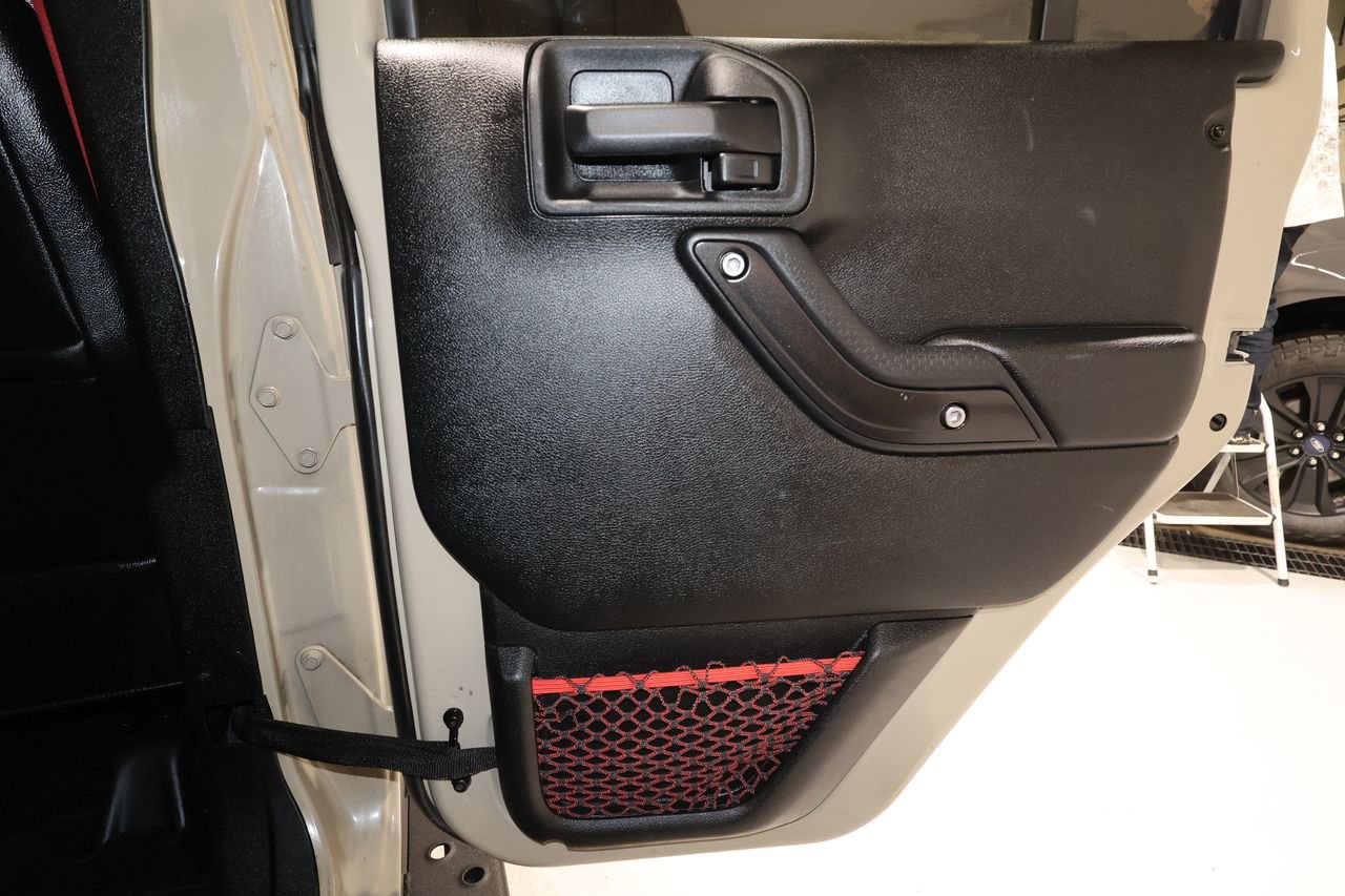 Used 2017 Jeep Wrangler Unlimited Rubicon image 18